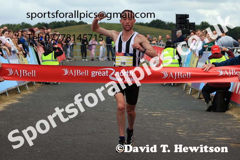 The 2024 Great North 10k Road Race, Newcastle.  Photo: David T. Hewitson/Sports for All Pics